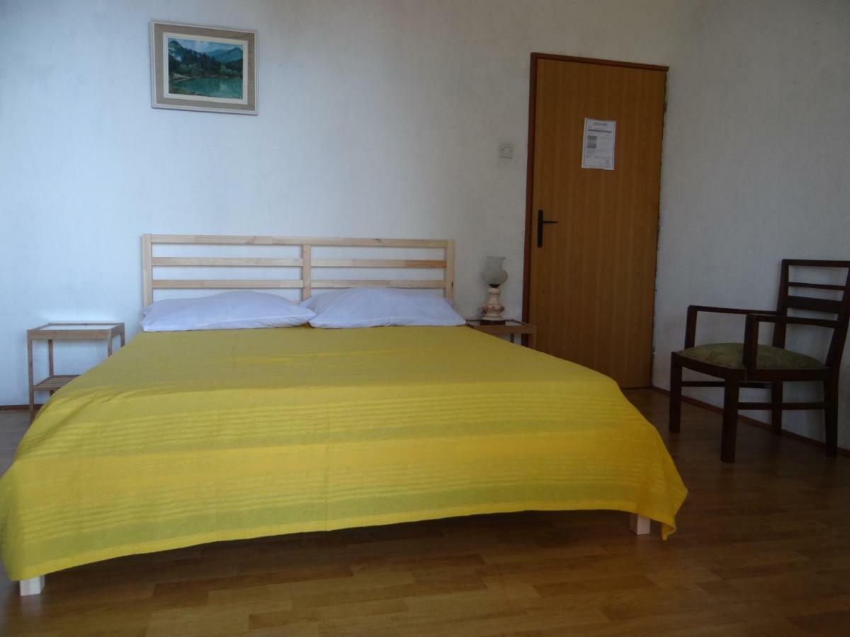Apartments Bassi สตาราบัชกา ภายนอก รูปภาพ
